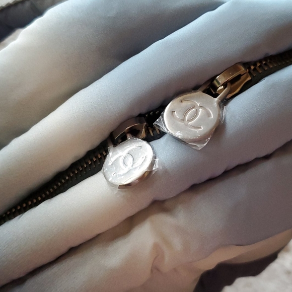 NWT CHANEL Blue Ombre Doudoune Backpack - Picture 4 of 7